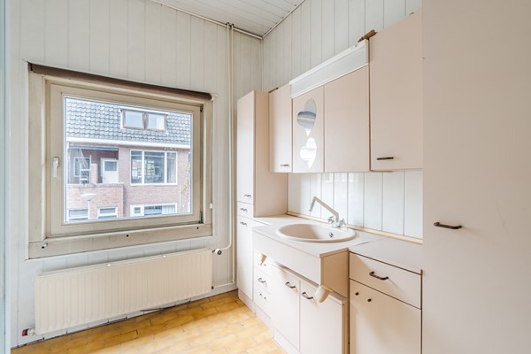 Medium property photo - Van Bossestraat 27, 2613 CN Delft